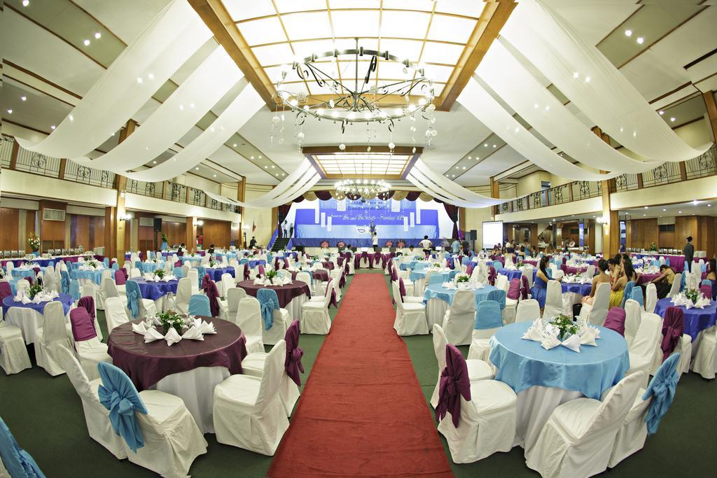 Hotel Goldenfield Kundutel Bacolod Exterior foto