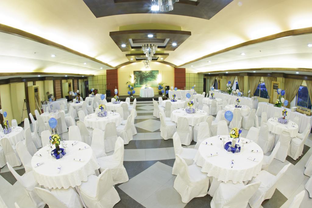 Hotel Goldenfield Kundutel Bacolod Exterior foto