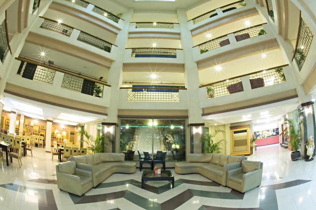 Hotel Goldenfield Kundutel Bacolod Exterior foto